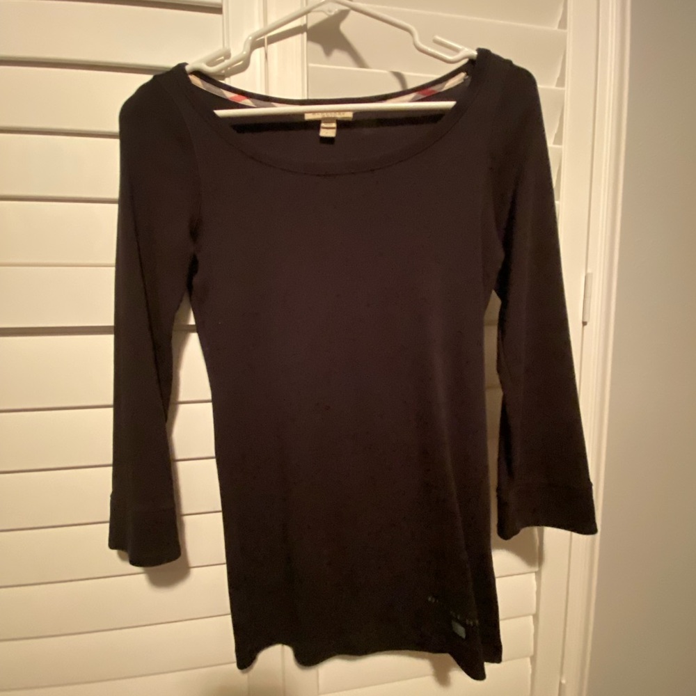 Burberry 3/4 sleeve tee. Size small